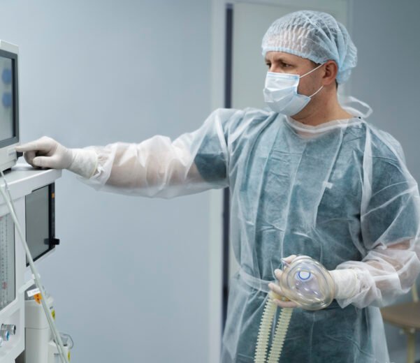 battery-operated surgical suction machine